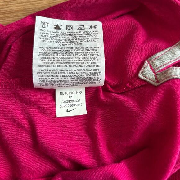 NIKE Size XS Womens Pink Tank Top with Pink Sparkle Swoosh Gym Athletic Sports - Picture 10 of 10